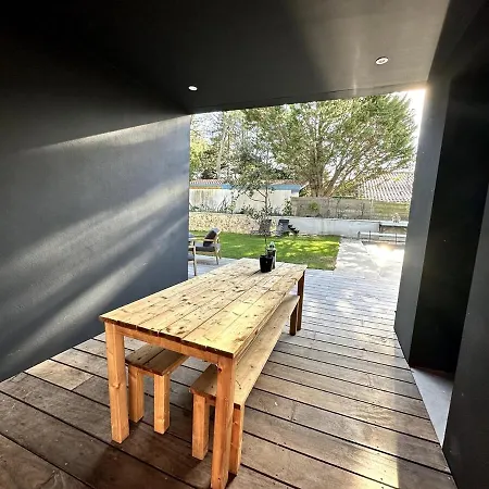 Villa Maison Bord De *