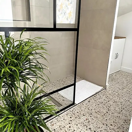 Maison Bord De * אנגלה